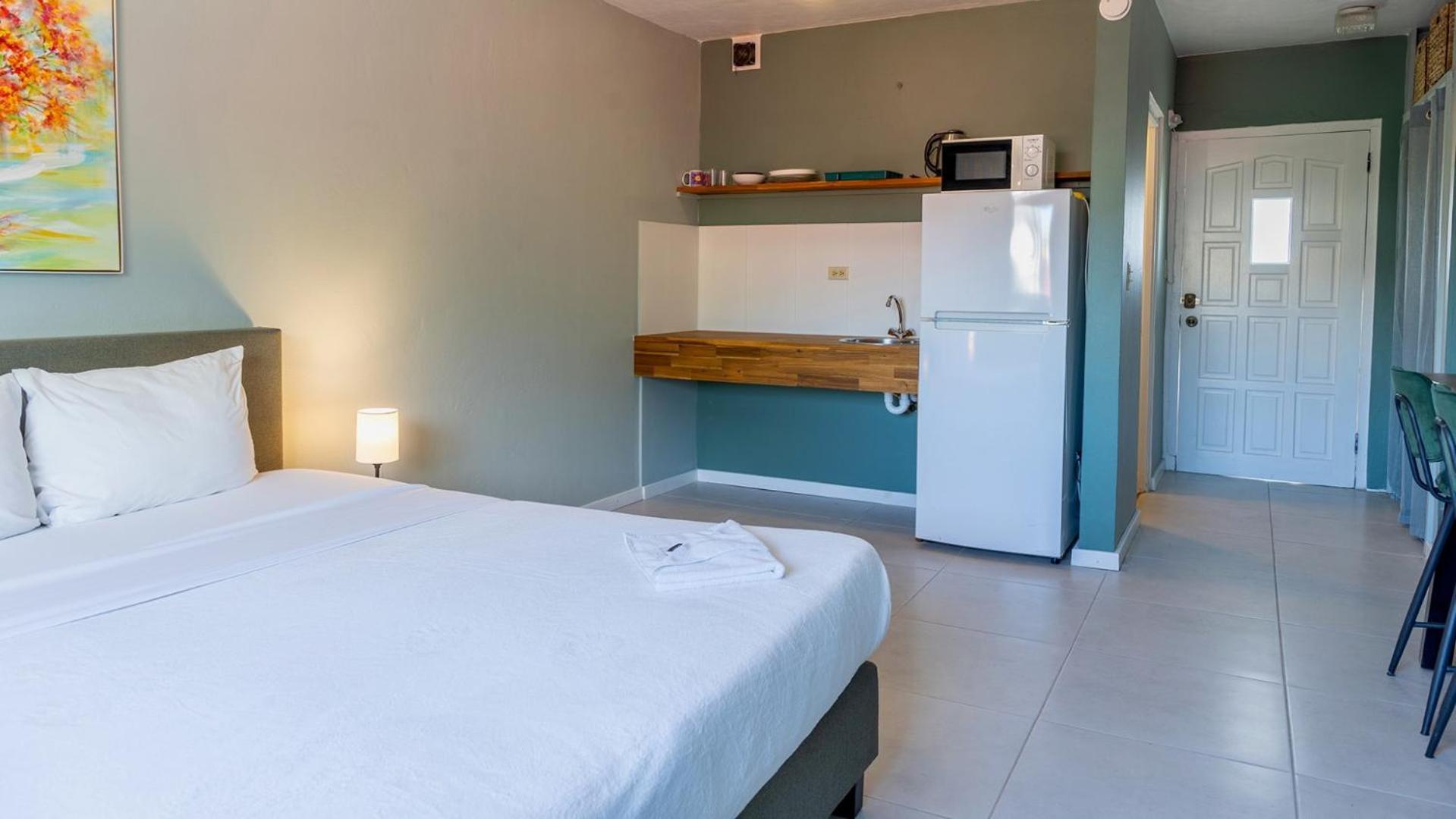 Talk Of The Town Inn & Suites - St Eustatius Oranjestad  Esterno foto